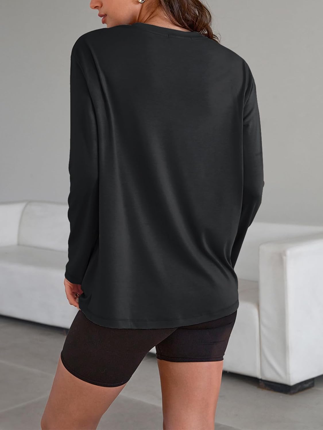 Women's Oversized Long Sleeve Crewneck T-Shirt - Versatile Casual Top for Fitness and Everyday Use